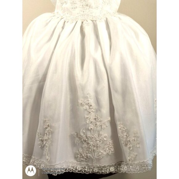 Communion Gown NWT Beautiful Applique Beading and Crystals Stunning! - Picture 6 of 16